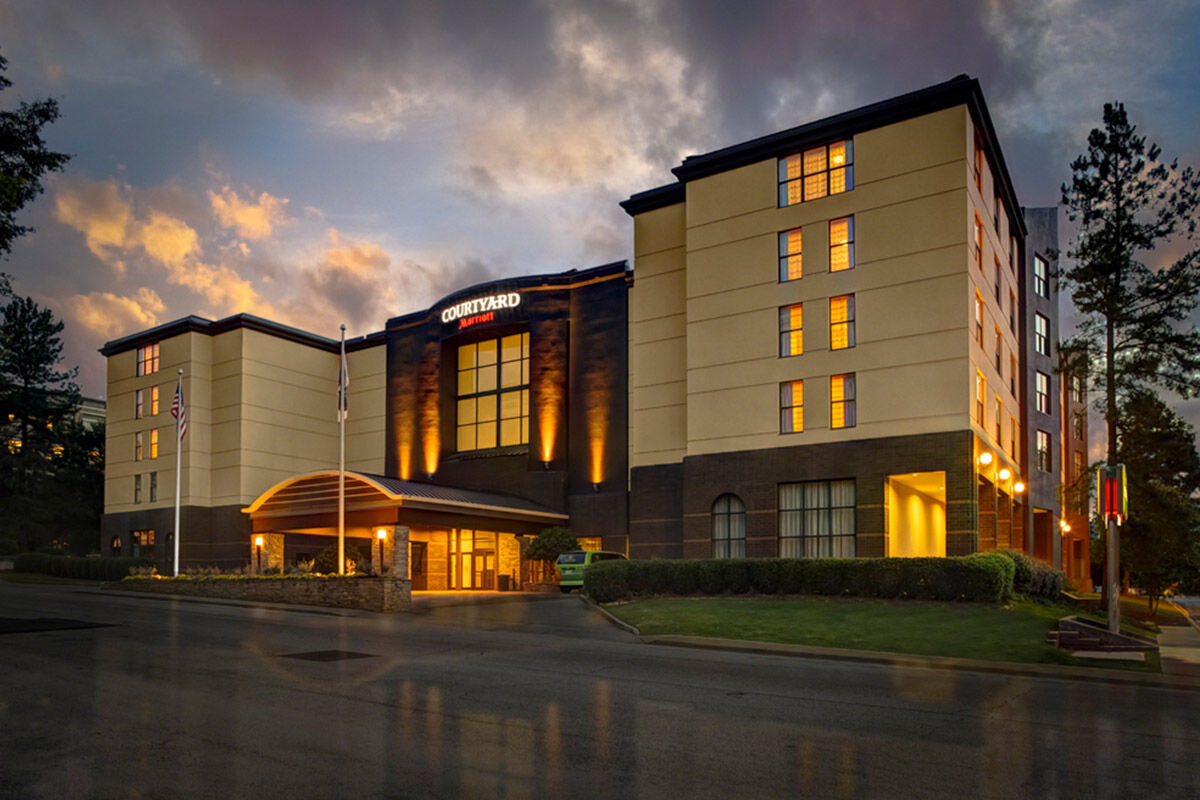 Courtyard By Marriott Decatur Hotel Exterior foto