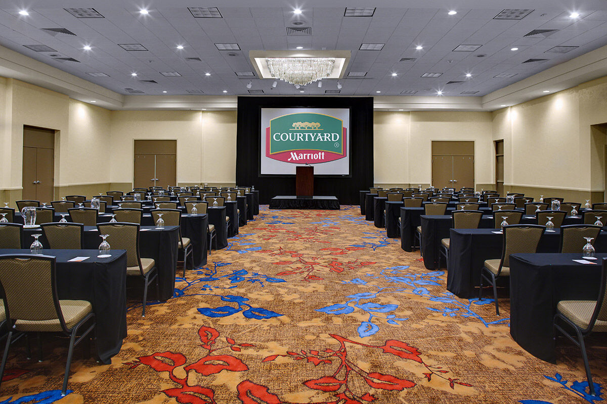 Courtyard By Marriott Decatur Hotel Exterior foto